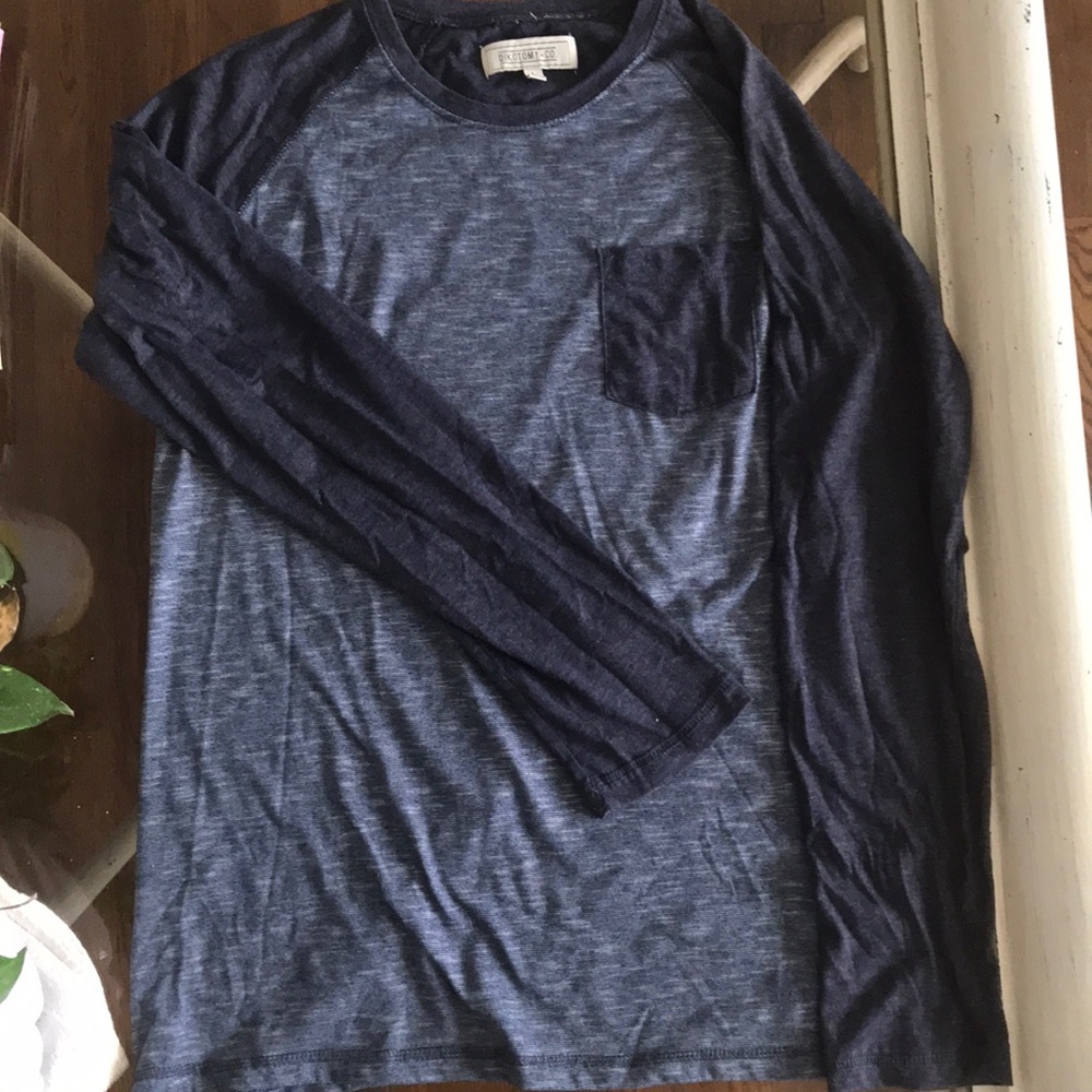 Dikotomy- Co. Long sleeve shirt